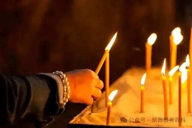 亲人离开,不掉眼泪的人,多半是这3种人-有驾 亲人离开,不掉眼泪的人,多半是这3种人-有驾